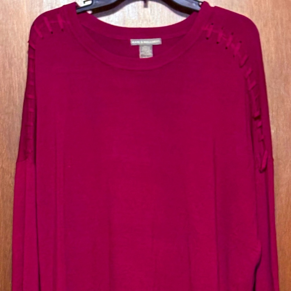 NWOT Kate & Mallory Fringed Blouse L